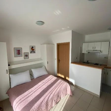 Apartment Luna Drvenik  Exteriör bild