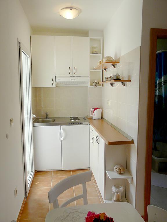Luna Apartment Drvenik (Split-Dalmatia)
